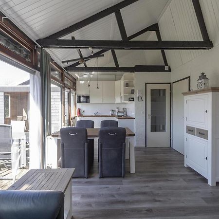 Exquisite Bungalow By The Sea Sint Maartensvlotbrug Exteriör bild