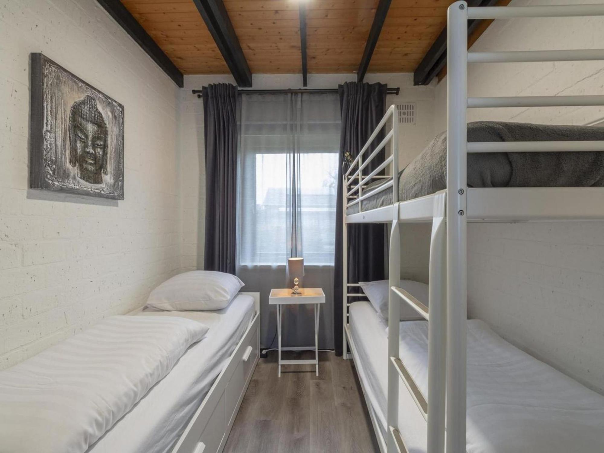 Exquisite Bungalow By The Sea Sint Maartensvlotbrug Exteriör bild
